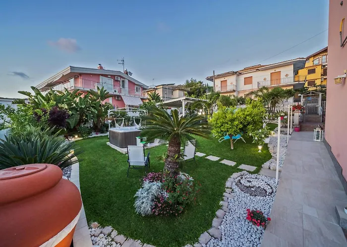 Villa Antonio Loreto